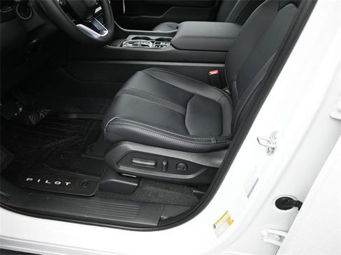 New 2025 Honda Pilot EX-L image 28