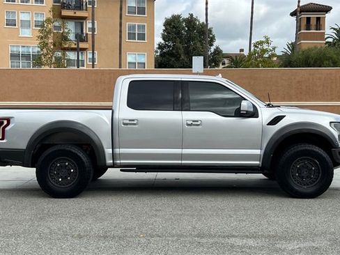Used 2019 Ford F150 Raptor w/ Equipment Group 802A Luxury image 3