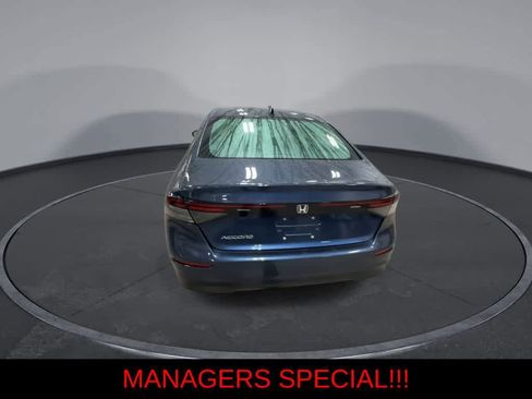 Used 2023 Honda Accord EX image 7
