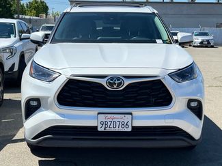 Used 2022 Toyota Highlander XLE AWD/4WD video 2