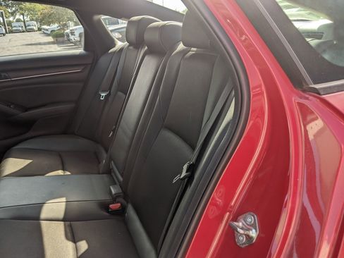 Used 2019 Honda Accord Sport image 31