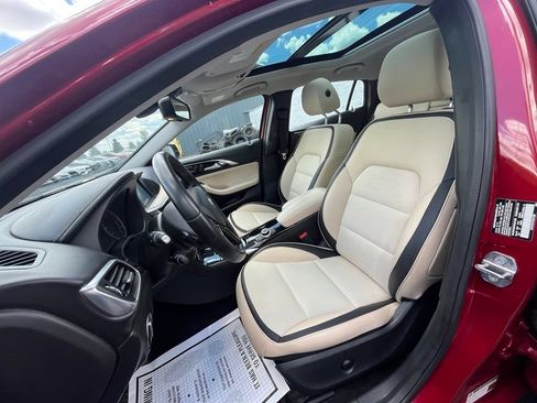 Used 2019 INFINITI QX30 AWD w/ Navigation Package image 10