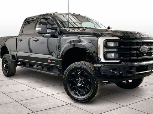 Used 2024 Ford F350 Lariat w/ Lariat Ultimate Package image 2