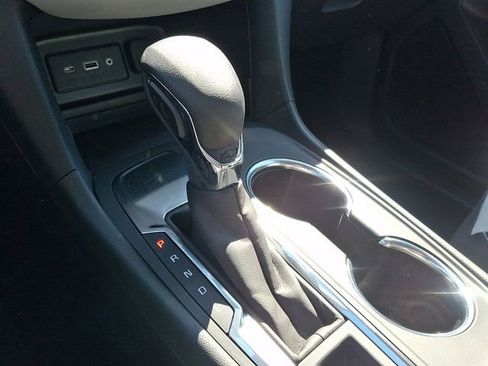 Used 2024 Chevrolet Equinox LS FWD image 14