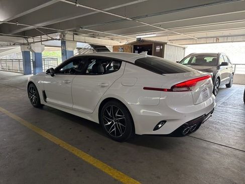 Certified 2022 Kia Stinger GT-Line RWD image 5