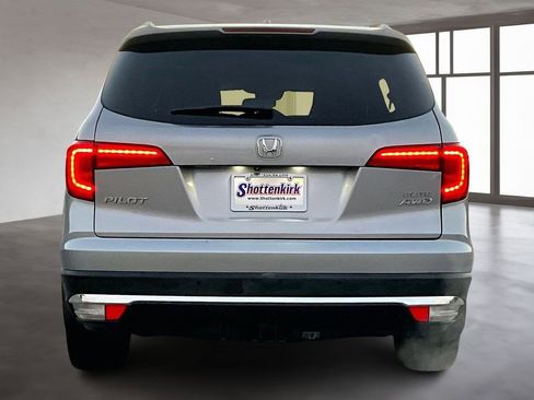 Used 2017 Honda Pilot Elite image 5