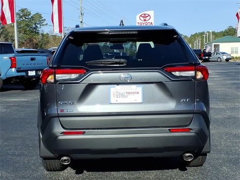 New 2025 Toyota RAV4 XLE w/ Convenience Package image 2