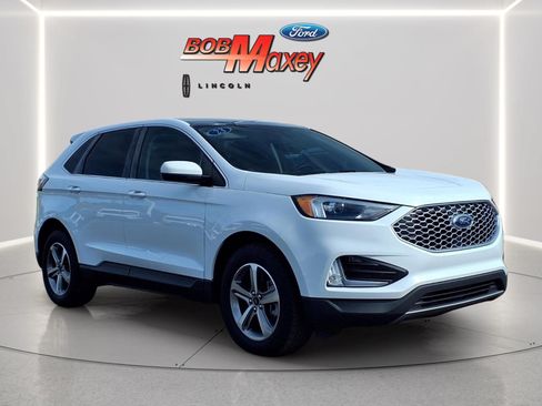 Used 2023 Ford Edge SEL w/ Convenience Package AWD/4WD image 3