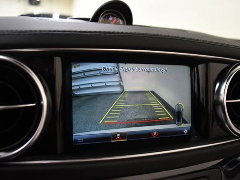 Used 2017 Mercedes-Benz SL 550 image 16