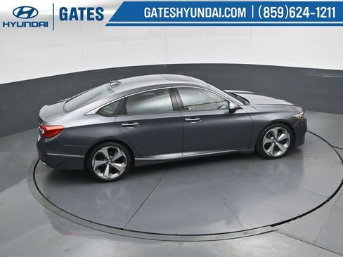 Used 2018 Honda Accord Touring image 48