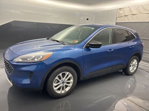 Used 2022 Ford Escape SE w/ Convenience Package AWD/4WD image 1