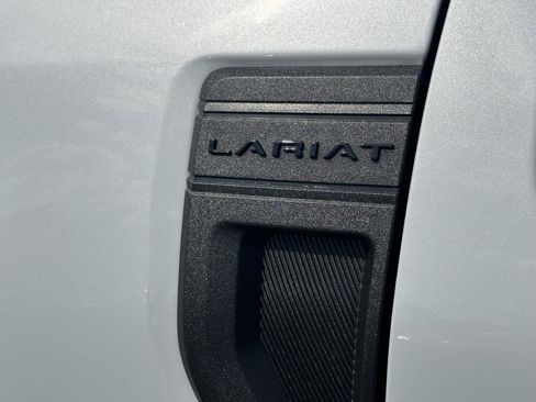 Used 2026 Ford Maverick Lariat w/ Black Appearance Package AWD/4WD image 10