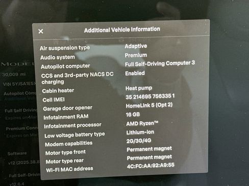 Used 2022 Tesla Model S image 10