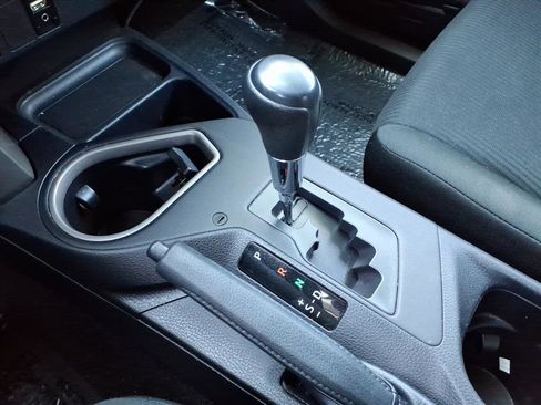 Certified 2018 Toyota RAV4 LE image 16