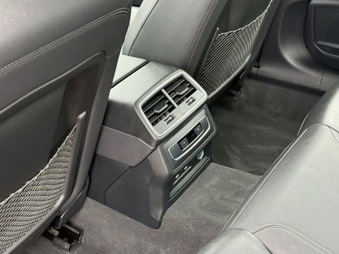 Used 2024 Audi A6 Premium Plus image 15