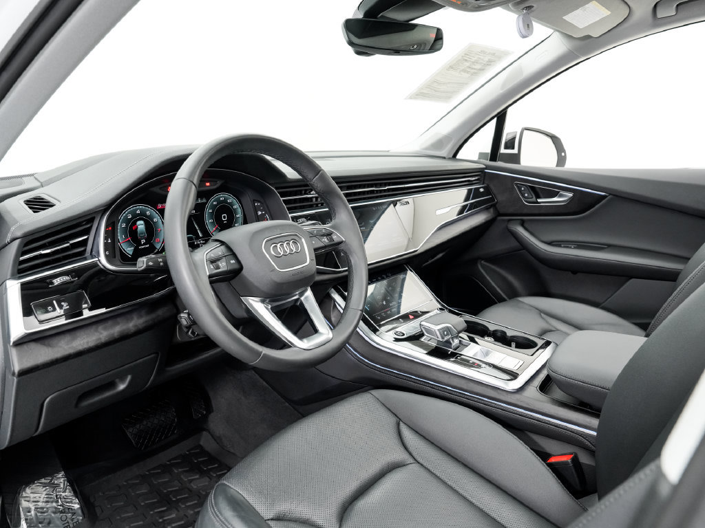 Used 2023 Audi Q7 3.0T Prestige w/ Prestige Package AWD/4WD image 4