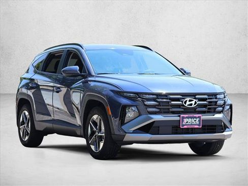 Used 2025 Hyundai Tucson SEL AWD/4WD image 3