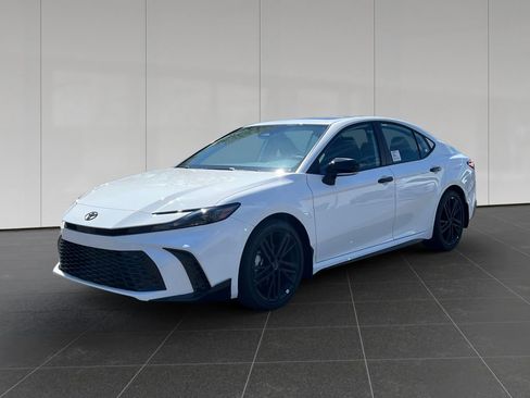 New 2026 Toyota Camry Hybrid w/ Multimedia Upgrade Package FWD image 1