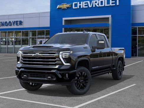 New 2026 Chevrolet Silverado 2500 High Country w/ High Country Premium Package AWD/4WD image 6