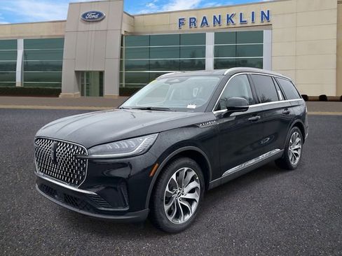 New 2026 Lincoln Aviator Reserve image 3