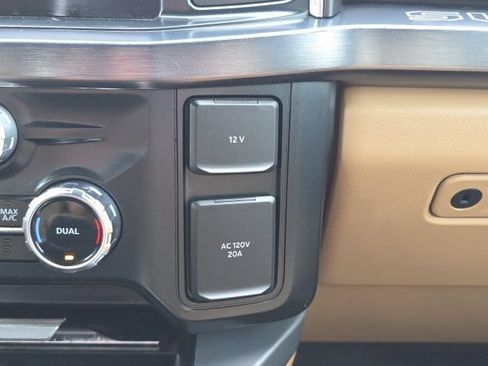 Used 2025 Ford F250 Lariat w/ Chrome Package AWD/4WD image 20