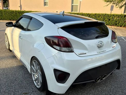 Used 2016 Hyundai Veloster Turbo FWD image 7