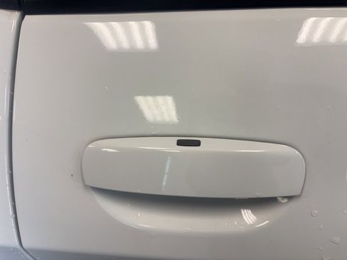 Used 2023 Dodge Challenger GT image 8