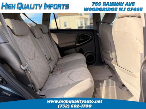 Used 2011 Toyota RAV4 4WD image 21