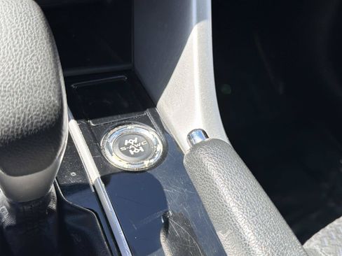 Used 2019 Mitsubishi Eclipse Cross ES AWD/4WD image 26