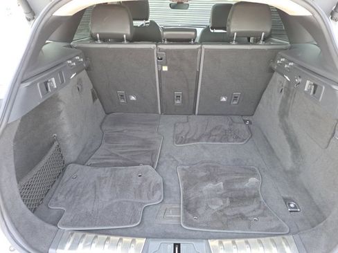 Used 2020 Jaguar F-PACE Checkered Flag image 11