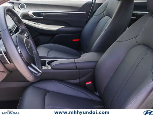 New 2026 Hyundai Sonata Limited FWD image 19