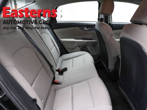 Used 2020 Kia Forte LXS FWD image 22