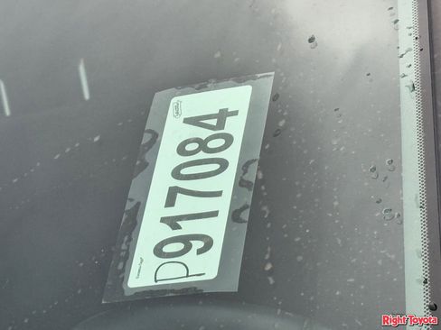 Certified 2025 Toyota Highlander LE image 13