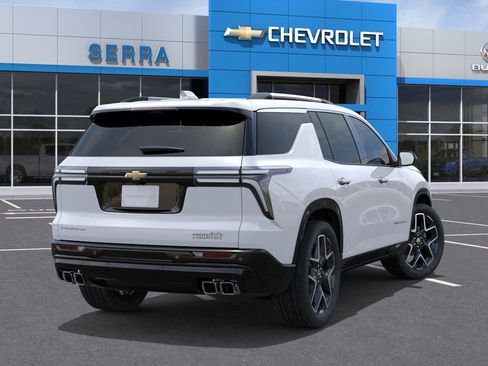 New 2026 Chevrolet Traverse High Country w/ LPO, Floor Liner Package FWD image 4