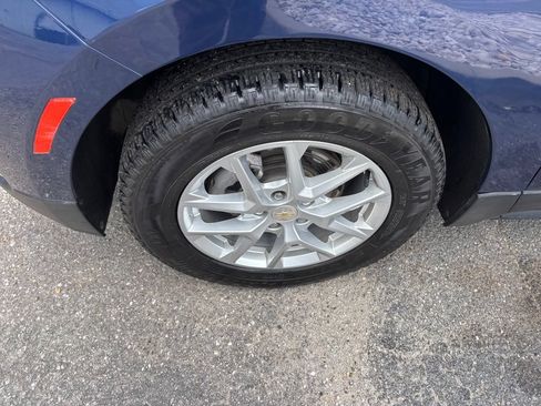 Used 2022 Chevrolet Equinox LT AWD/4WD image 19