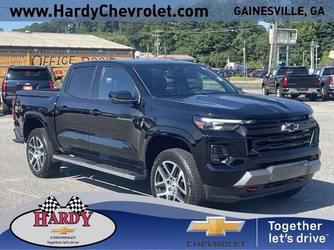 Used 2024 Chevrolet Colorado Z71 w/ Z71 Convenience Package 2 AWD/4WD image 1