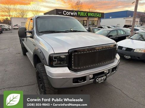 Used 2005 Ford F250 XLT image 3