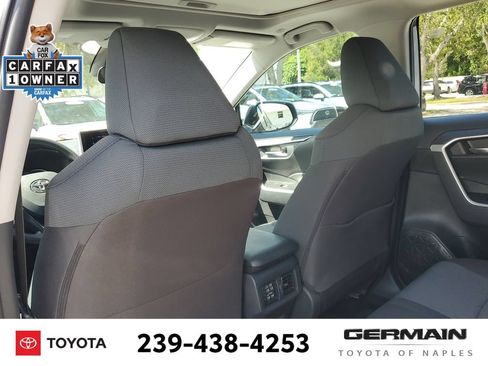 Used 2025 Toyota RAV4 XLE w/ Convenience Package FWD image 22