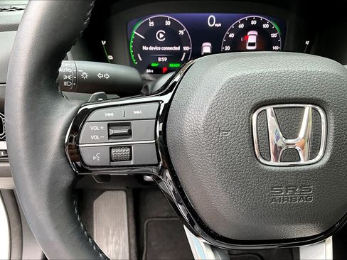 Used 2023 Honda Accord Touring image 24