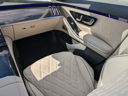 New 2026 Mercedes-Benz S 580e 4MATIC Sedan image 20