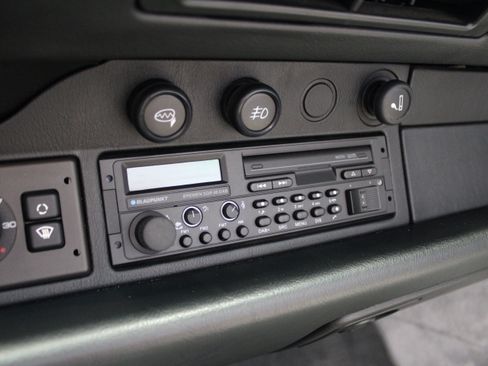 Used 1996 Porsche 911 Cabriolet image 18