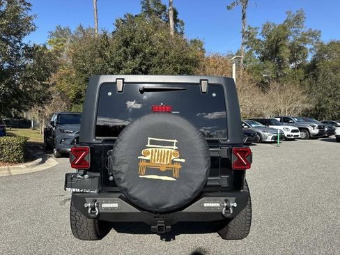 Used 2013 Jeep Wrangler Unlimited Sahara w/ Connectivity Group image 3