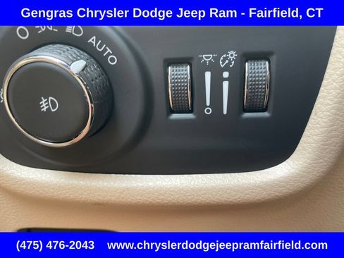 Certified 2023 Jeep Grand Cherokee Limited AWD/4WD image 59