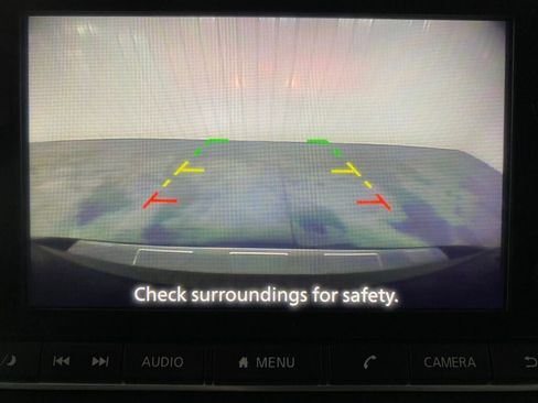 Used 2024 Nissan Rogue SV image 13