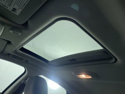 Used 2014 Chevrolet Impala LT w/ LT Sunroof Package image 32