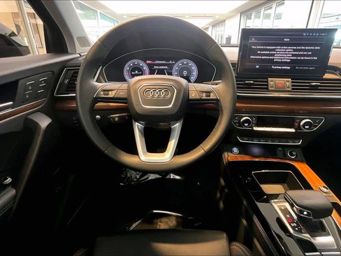 Used 2023 Audi Q5 2.0T Prestige w/ Prestige Package AWD/4WD image 7