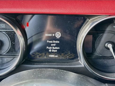 Used 2023 Jeep Wrangler Unlimited Rubicon 4xe AWD/4WD image 12