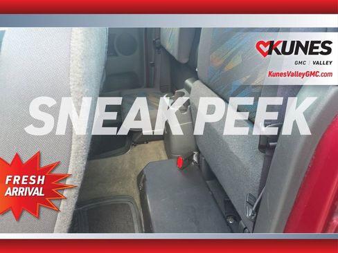 Used 2004 Chevrolet Colorado LS w/ Power Convenience Package AWD/4WD image 5