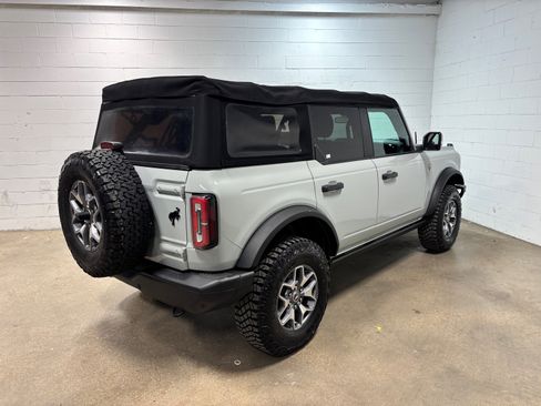 Used 2021 Ford Bronco Badlands AWD/4WD image 6