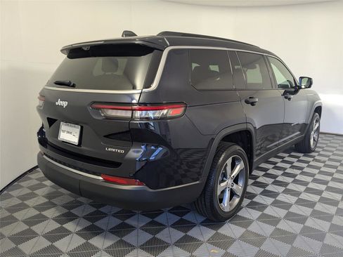 Used 2025 Jeep Grand Cherokee L Limited w/ Luxury Tech Group II image 5